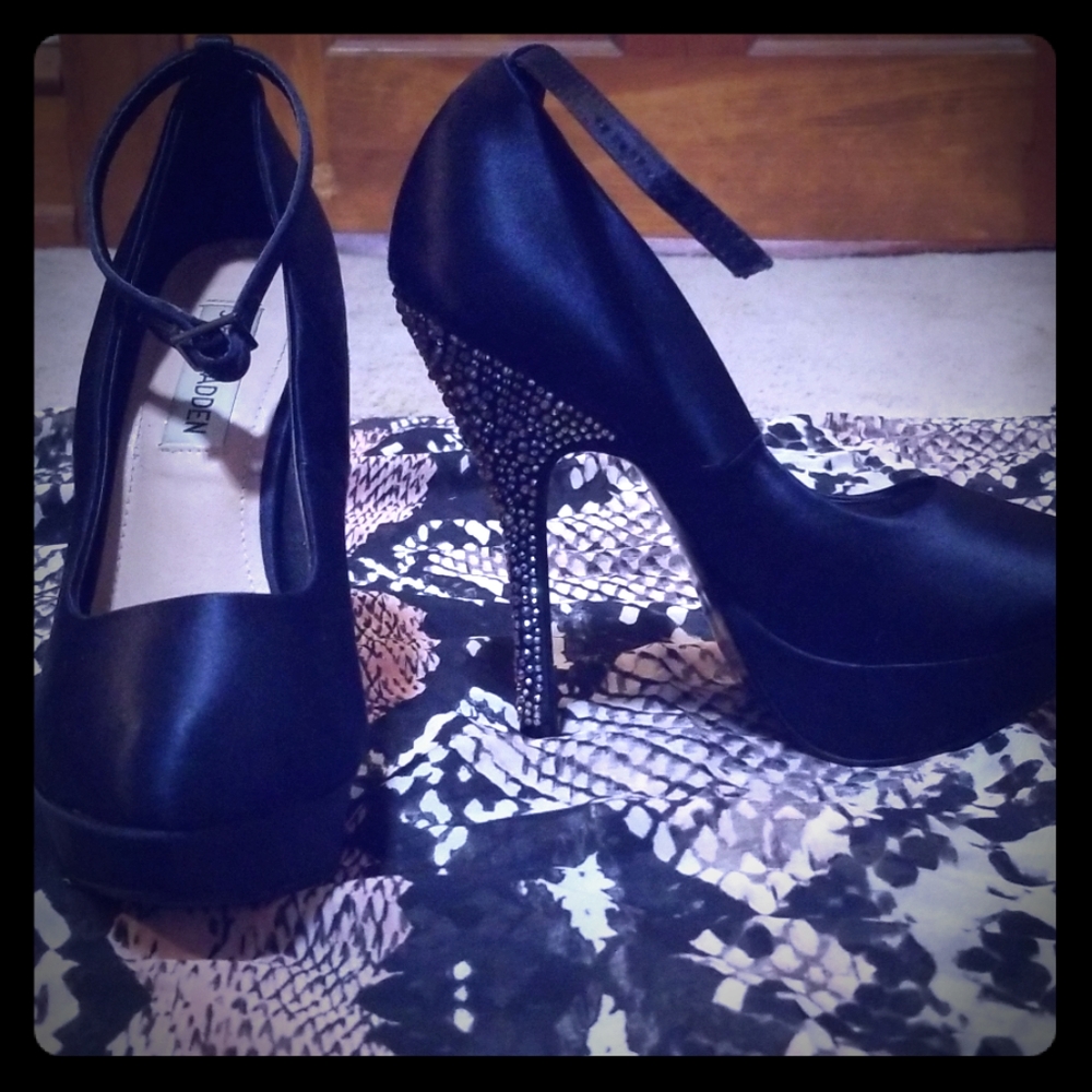 Steve Madden Pumps
